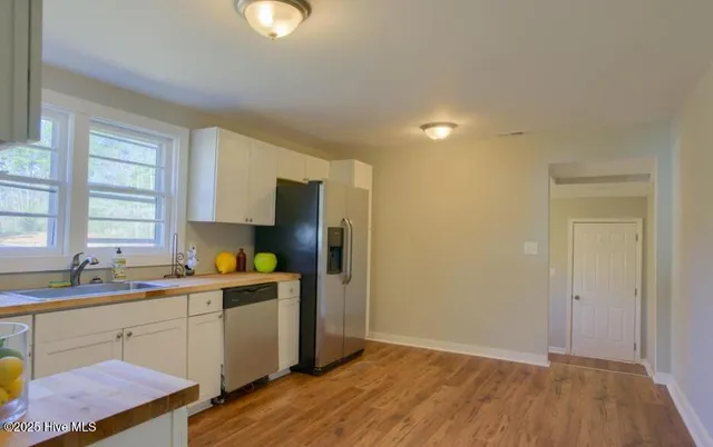 $1,650 | 2624 Wilmington Highway, Jacksonville, NC 28540