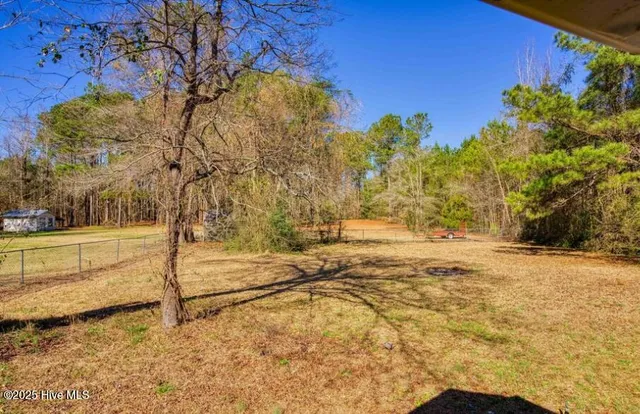 $1,650 | 2624 Wilmington Highway, Jacksonville, NC 28540