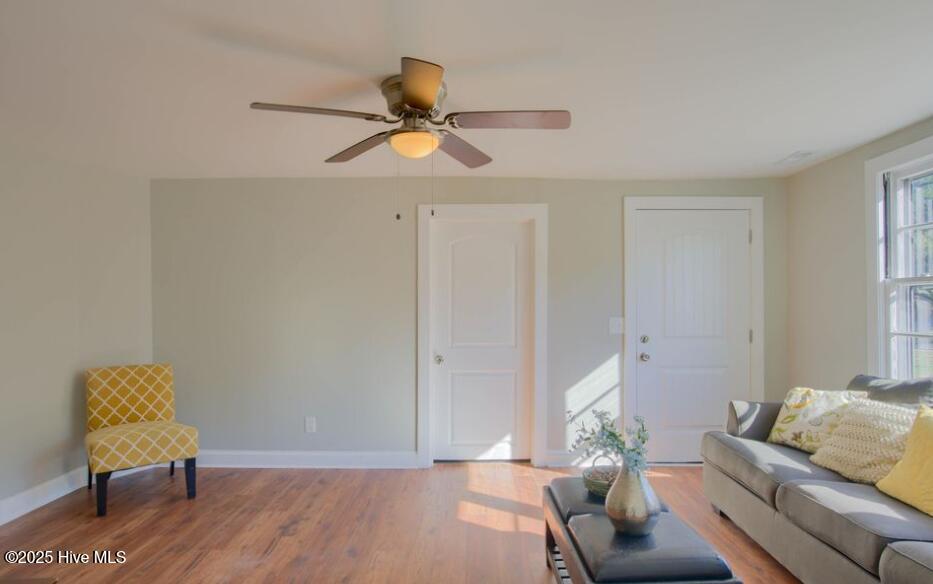 2624 Wilmington Highway Jacksonville, NC 28540 - Photo 9 of 24 9