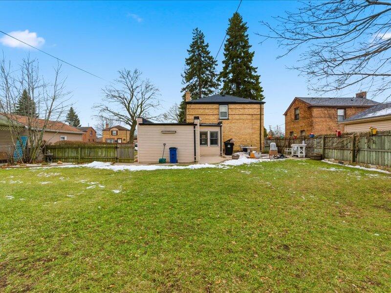 2420 Dwight Street Racine, WI 53403 - Photo 15 of 18 DCF781C2-5EC5-427C-97BE-79F1798124A3