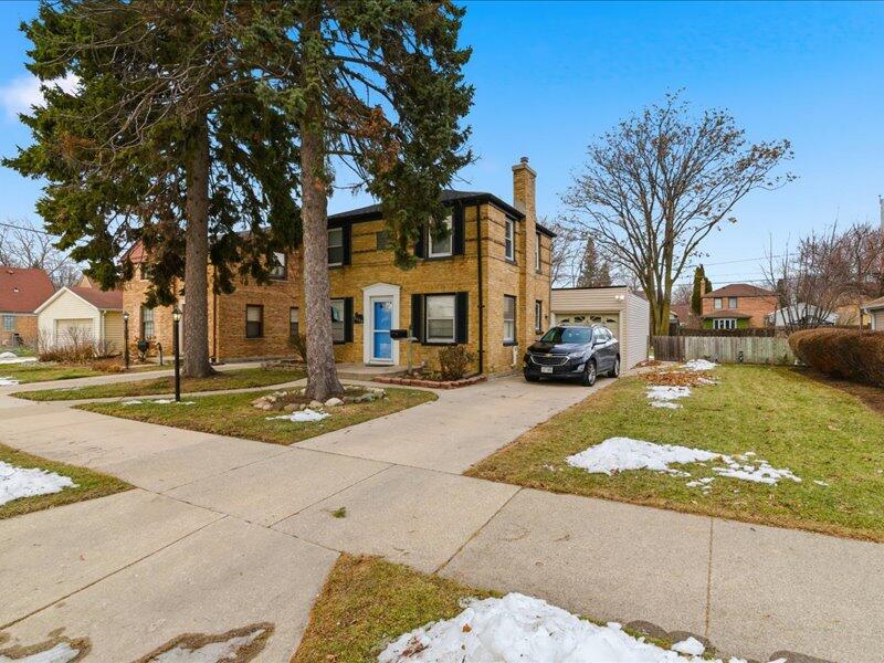 2420 Dwight Street Racine, WI 53403 - Photo 17 of 18 E0FF06FF-0FCA-4490-A9C3-050565C0797E