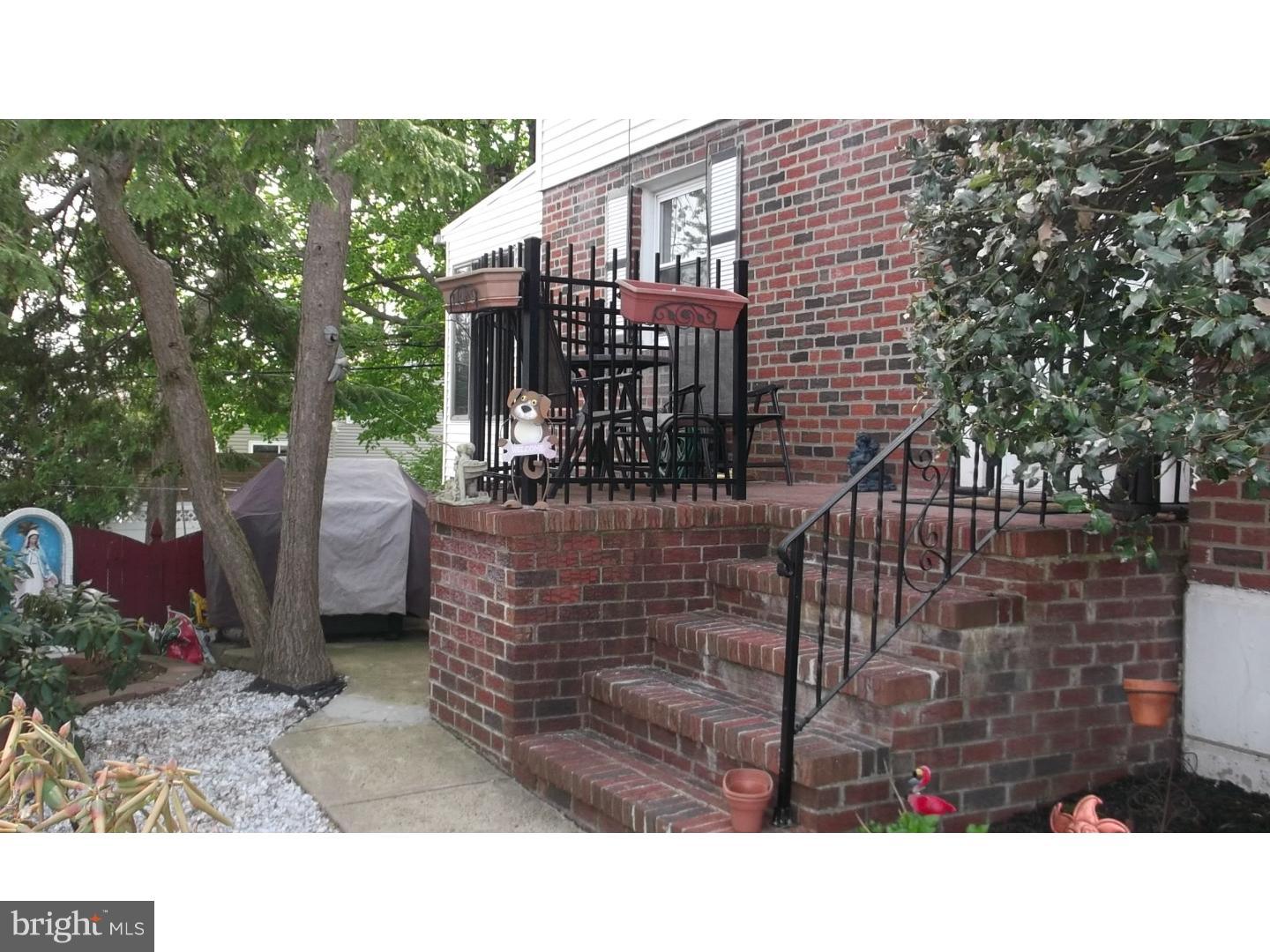 1144 Morefield Road Philadelphia, PA 19115 - Photo 3 of 24 Exterior Side