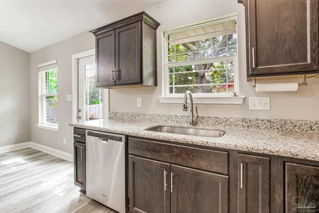 $395,000 | 3125 Auburn Parkway, Gulf Breeze, FL 32563