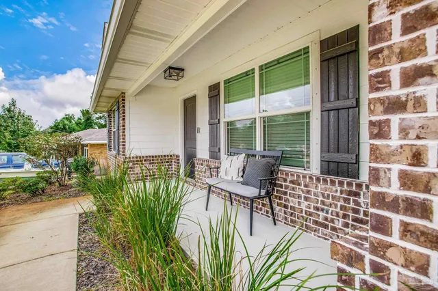 $395,000 | 3125 Auburn Parkway, Gulf Breeze, FL 32563