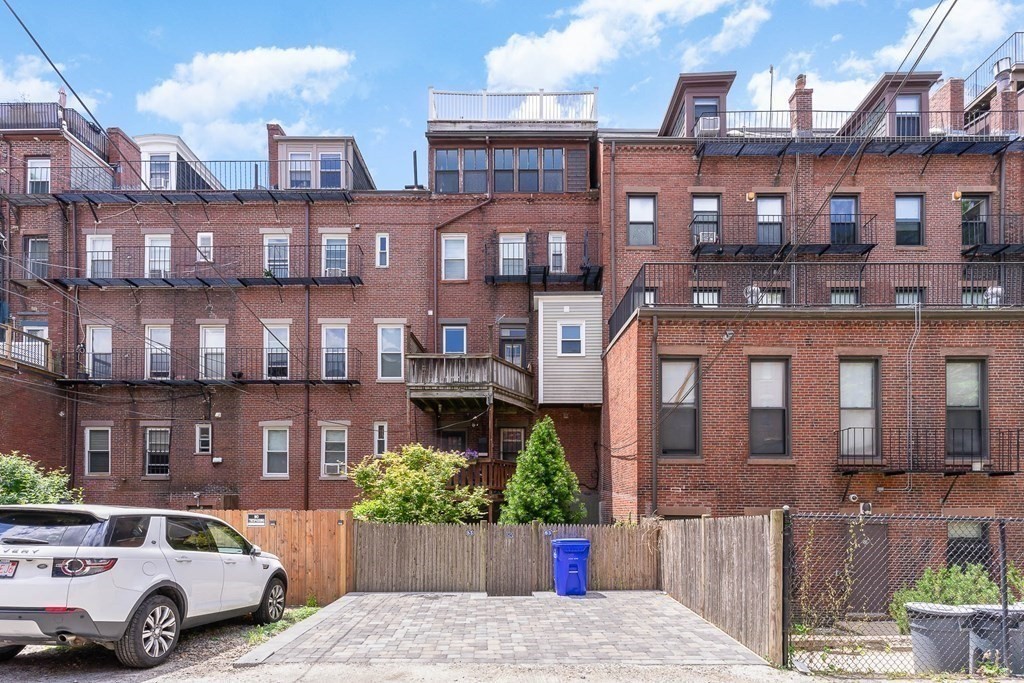 53 Rutland Street, Unit 2 Boston, MA 02118 - Photo 9 of 14