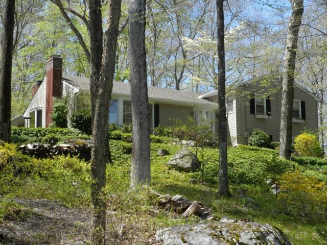 232 Red Fox Road Stamford, CT 06903 - Photo 1 of 1