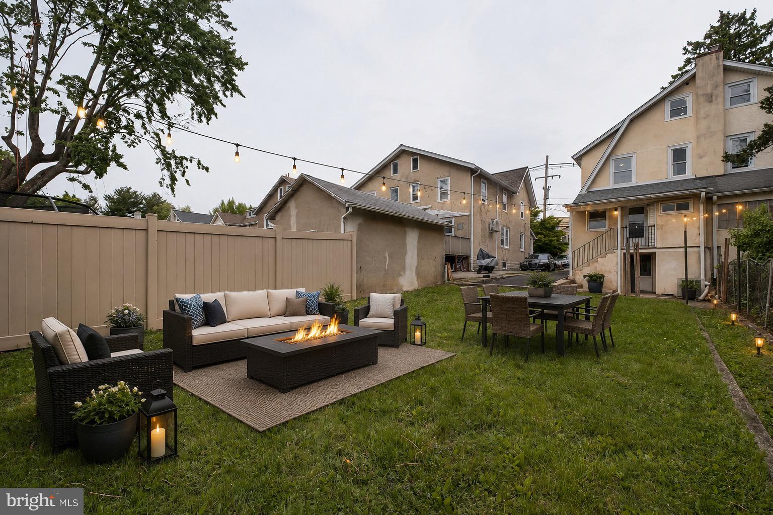 114 Conestoga Road Wayne, PA 19087 - Photo 13 of 71 Virtually Staged private backyard