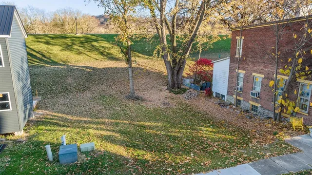 $12,000 | 236 East High Street, Lawrenceburg, IN 47025