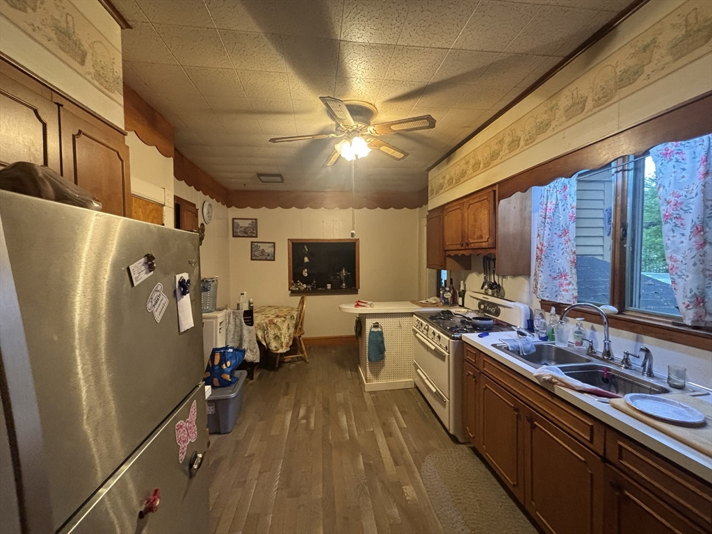 51 Church Street Ware, MA 01082 - Photo 2 of 38