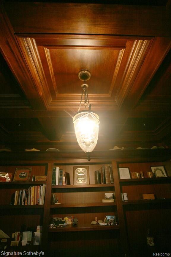 61 South Holcomb Road Clarkston, MI 48346 - Photo 38 of 52 Rich Wood Office Ceiling.jpg