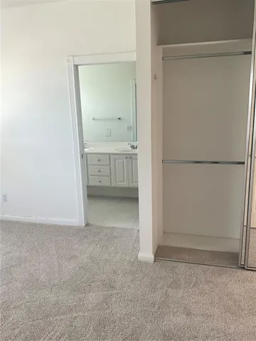 a view of utility room