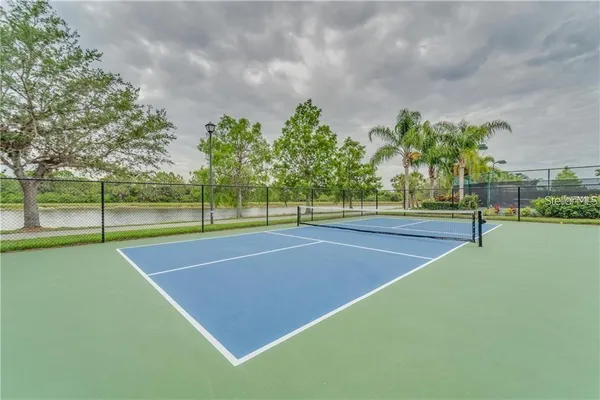 a view of a tennis court