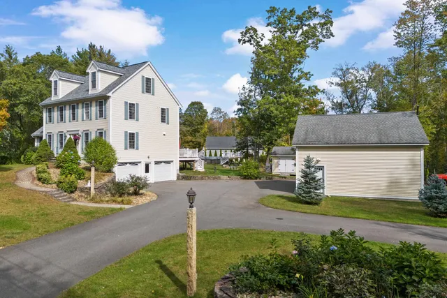 $999,999 | 2 Hall Avenue, Salem, NH 03079