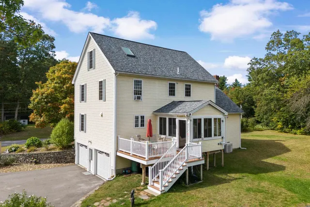 $999,999 | 2 Hall Avenue, Salem, NH 03079
