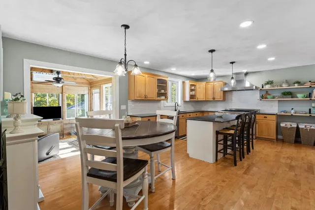 $999,999 | 2 Hall Avenue, Salem, NH 03079