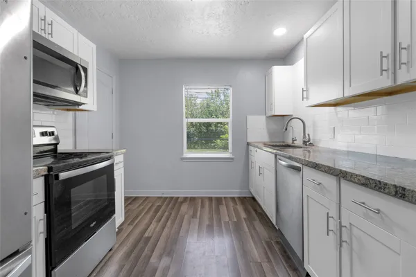 $1,500 | 5021 Doolittle Boulevard, Houston, TX 77033