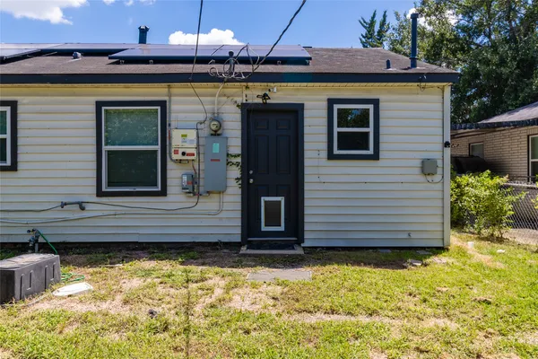 $1,500 | 5021 Doolittle Boulevard, Houston, TX 77033