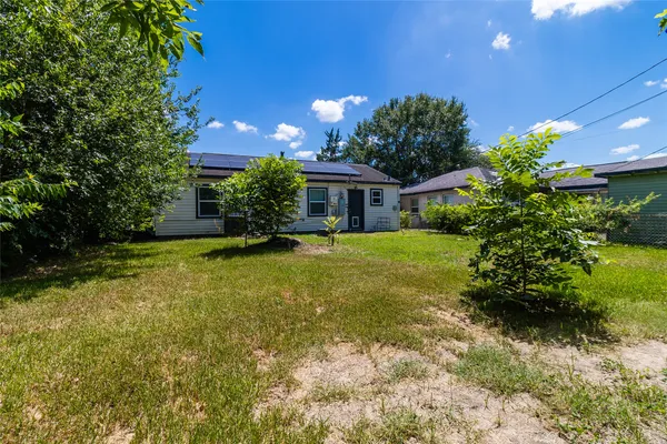 $1,500 | 5021 Doolittle Boulevard, Houston, TX 77033