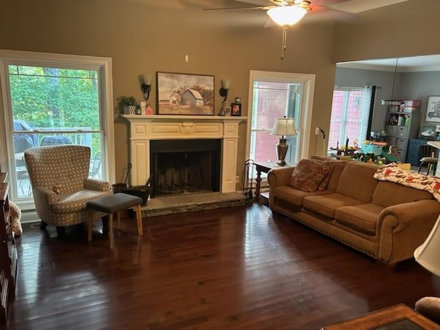 100 Sarvis Ridge Road Normandy, TN 37360 - Photo 4 of 19 a living room with furniture and a fireplace