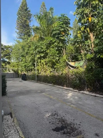 $2,400 | 1030 Northeast 80th Street, Unit 1, Miami, FL 33138