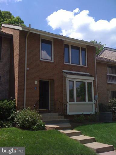 2038 Swans Neck Way Reston, VA 20191 - Photo 13 of 27 a view of front a house with a yard