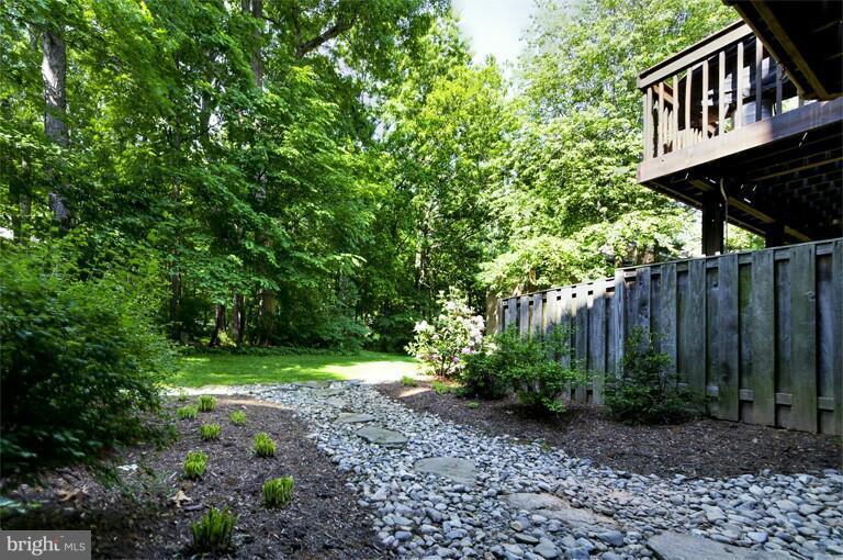 2038 Swans Neck Way Reston, VA 20191 - Photo 15 of 27 a view of a house with backyard and sitting area