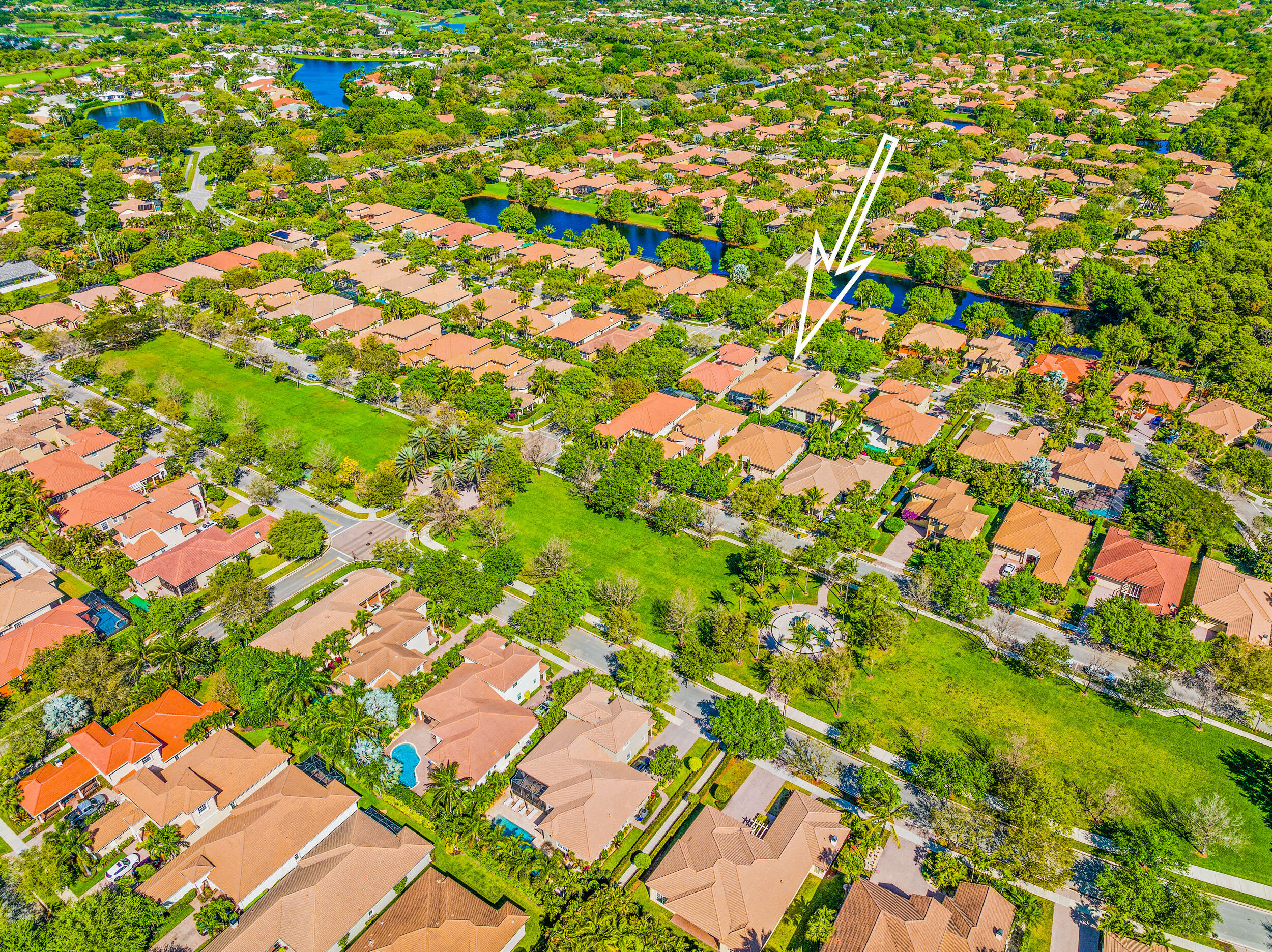 108 Palmfield Way Jupiter, FL 33458 - Photo 24 of 30 a view of a tree with a tree