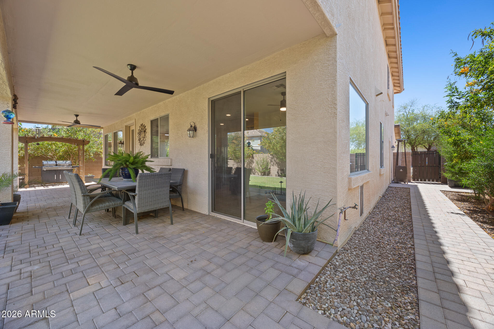3320 East Merlot Street Gilbert, AZ 85298 - Photo 18 of 39 E Merlot St (23)