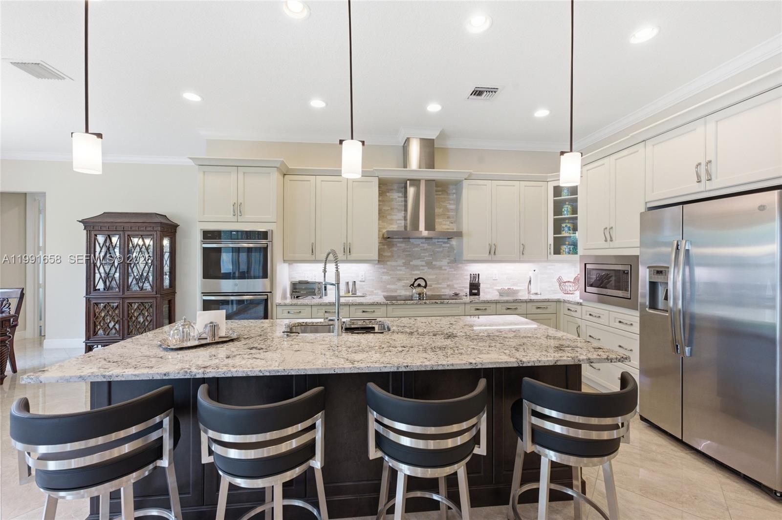 10460 Ranchette Drive Cooper City, FL 33328 - Photo 12 of 41