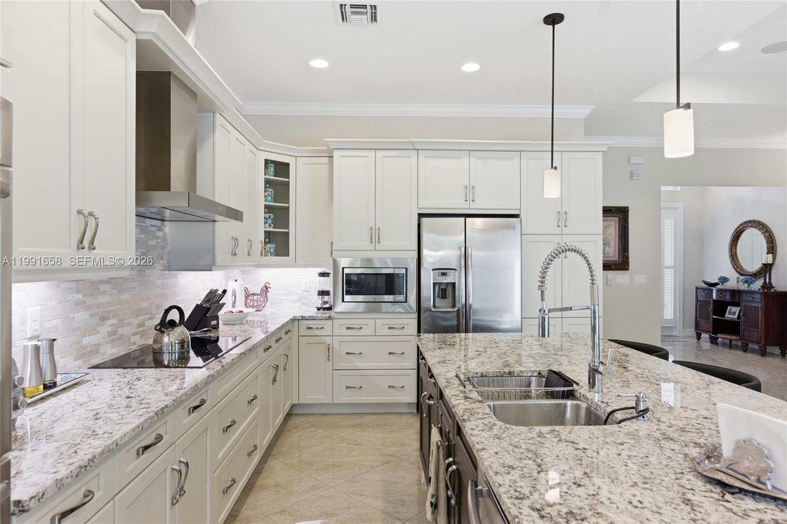 10460 Ranchette Drive Cooper City, FL 33328 - Photo 14 of 41