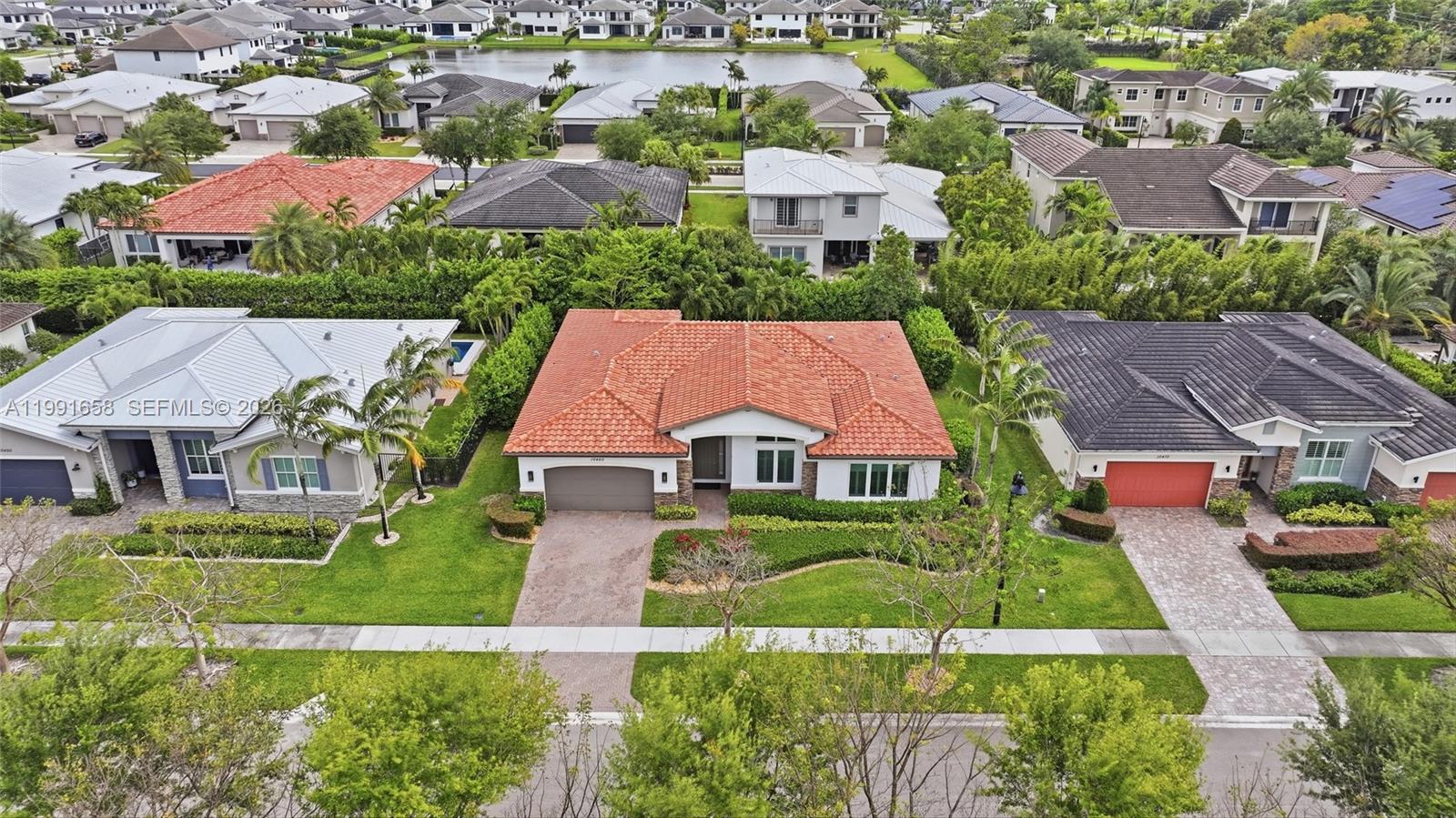 10460 Ranchette Drive Cooper City, FL 33328 - Photo 39 of 41
