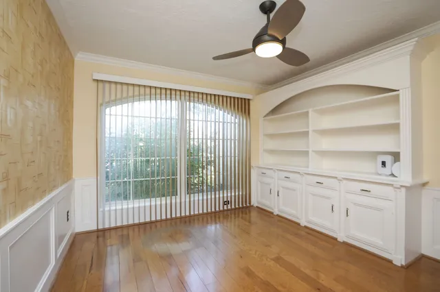 $5,800 | 722 Crossroads Drive, Houston, TX 77079