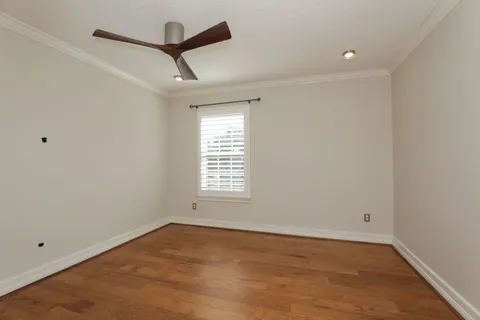 $5,500 | 722 Crossroads Drive, Houston, TX 77079