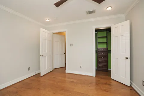 $5,500 | 722 Crossroads Drive, Houston, TX 77079