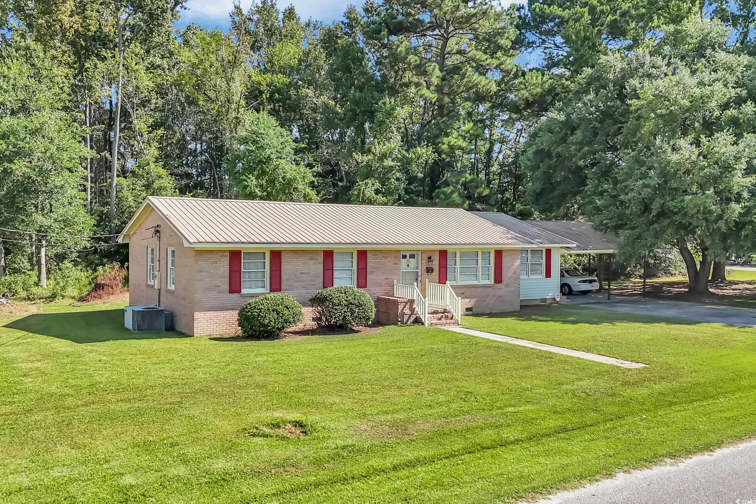 40 West Balsam Street Andrews, SC 29510 - Photo 4 of 27