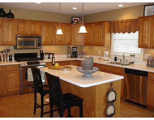 543 Justabout Road Venetia, PA 15367 - Photo 7 of 18 Kitchen.