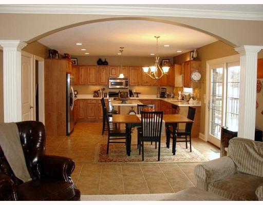 543 Justabout Road Venetia, PA 15367 - Photo 9 of 18 Kitchen.