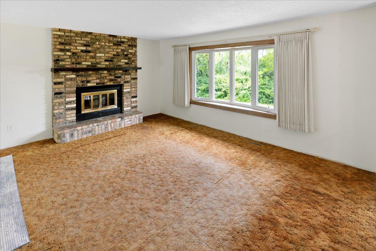 1396 Military Road Newport, MN 55055 - Photo 9 of 31