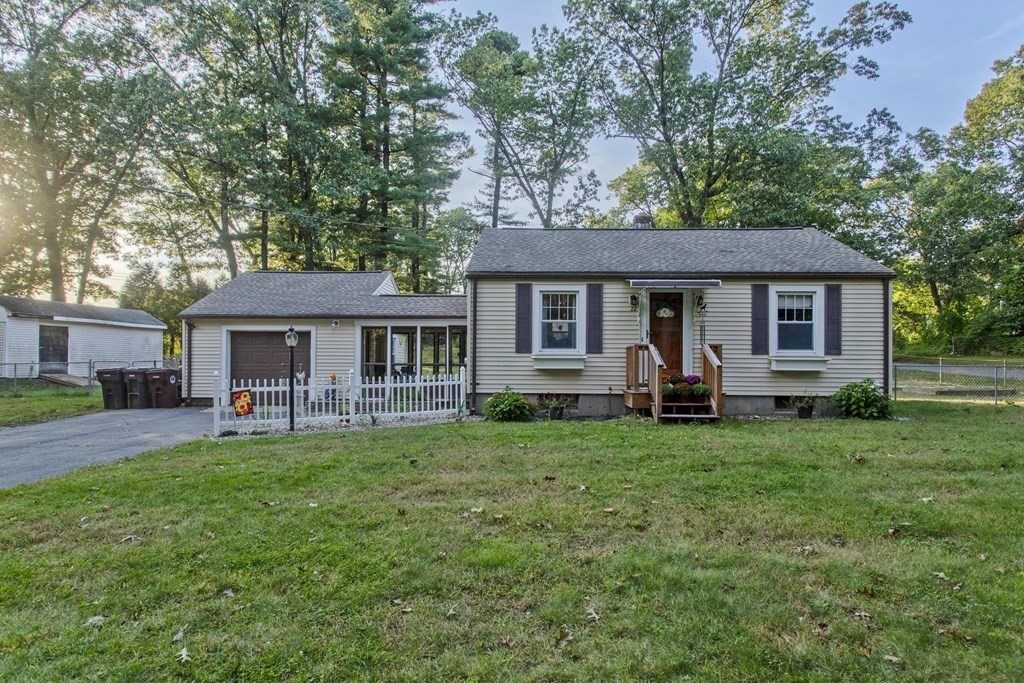 22 Dry Bridge Road Westfield, MA 01085 - Photo 1 of 35 Gallery Image 1