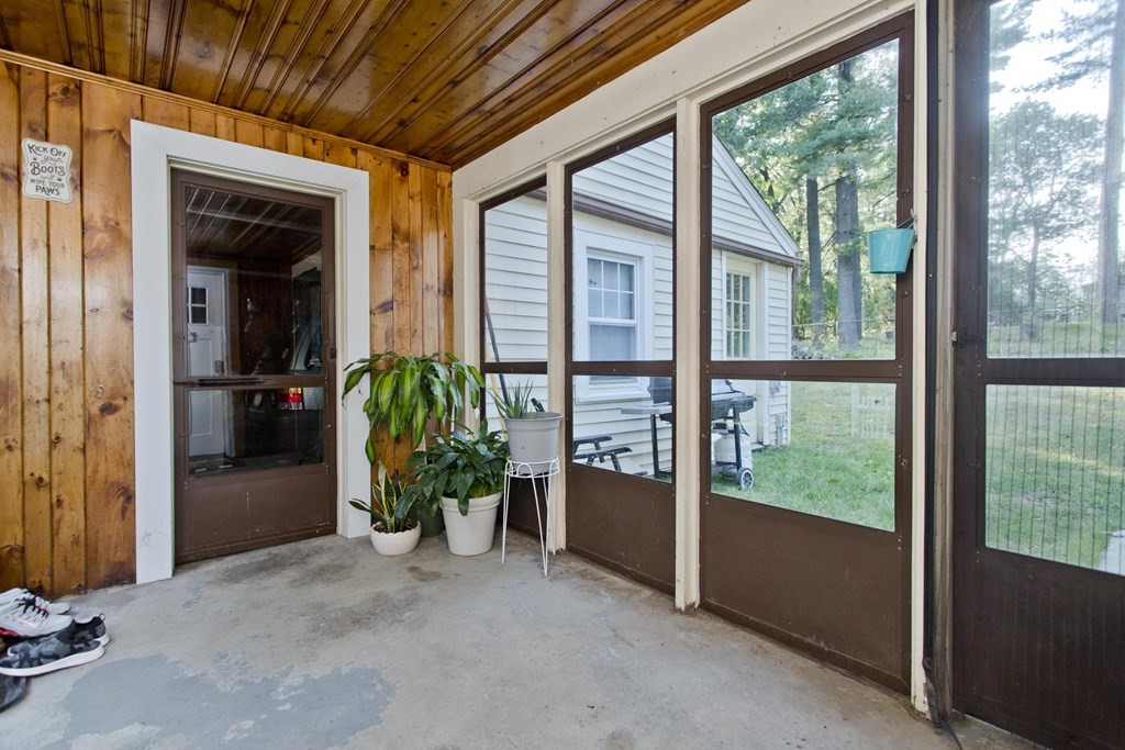 22 Dry Bridge Road Westfield, MA 01085 - Photo 11 of 35 Gallery Image 11
