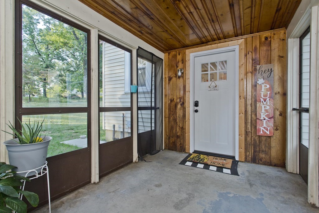 22 Dry Bridge Road Westfield, MA 01085 - Photo 10 of 35 Gallery Image 10