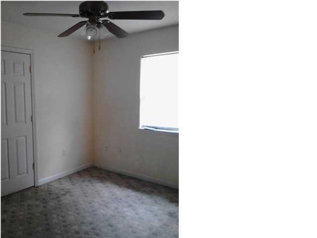7555 Allie Grimes Road Navarre, FL 32566 - Photo 11 of 14 Gallery Image 11