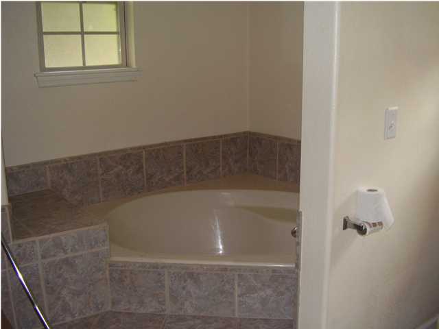 7555 Allie Grimes Road Navarre, FL 32566 - Photo 8 of 14 Gallery Image 8