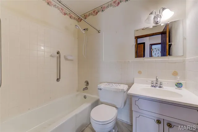 $225,000 | 26 Soutee Drive, St. Peters, MO 63376