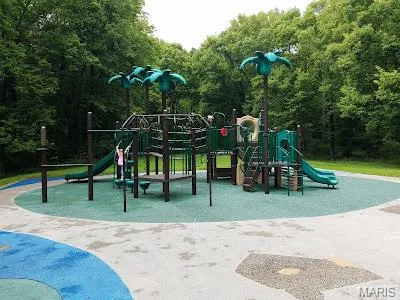 $225,000 | 26 Soutee Drive, St. Peters, MO 63376