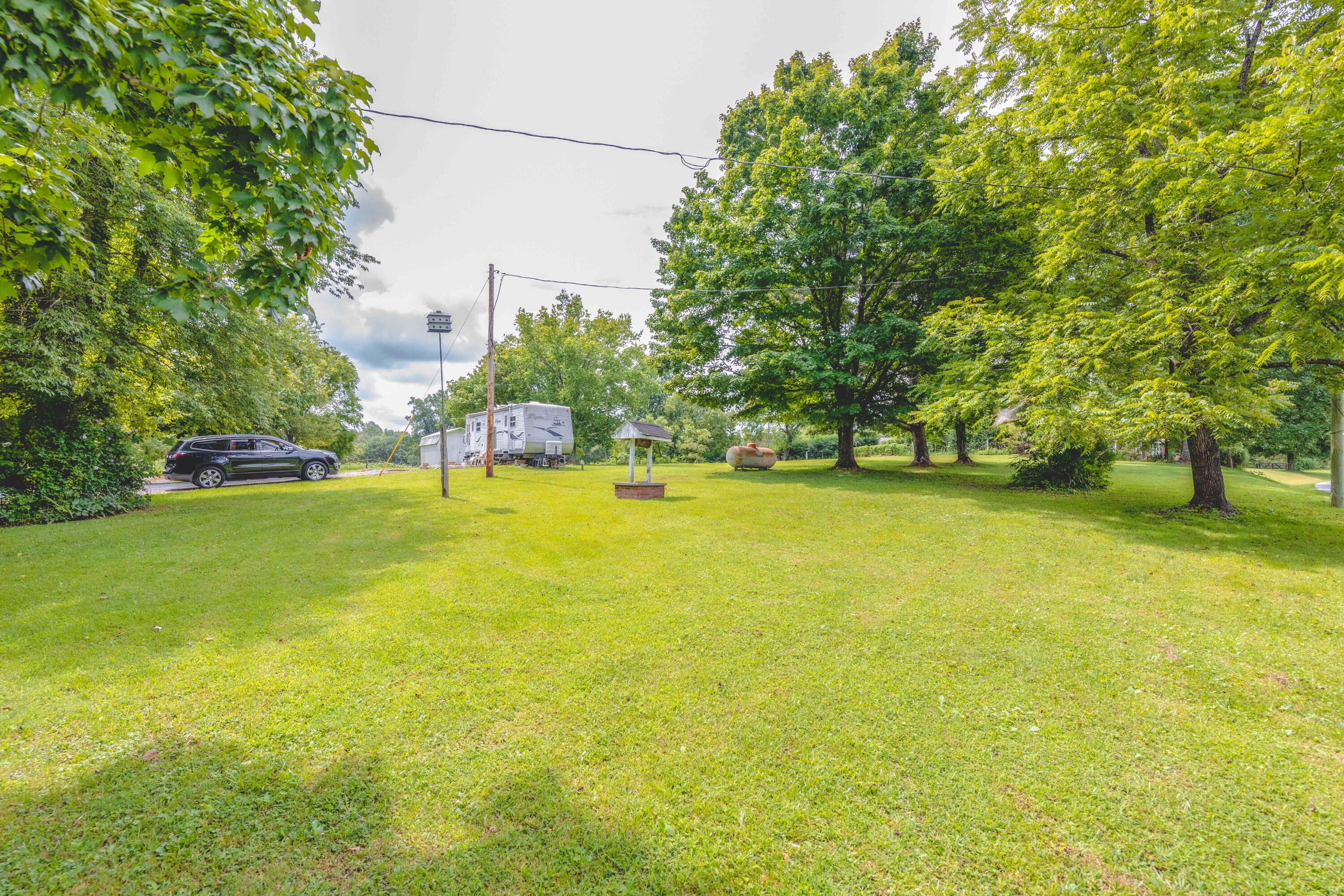 1020 College Hill Road Waco, KY 40385 - Photo 19 of 36 024