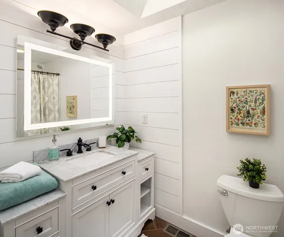 $829,000 | 20529 103rd Avenue Southeast, Kent, WA 98031