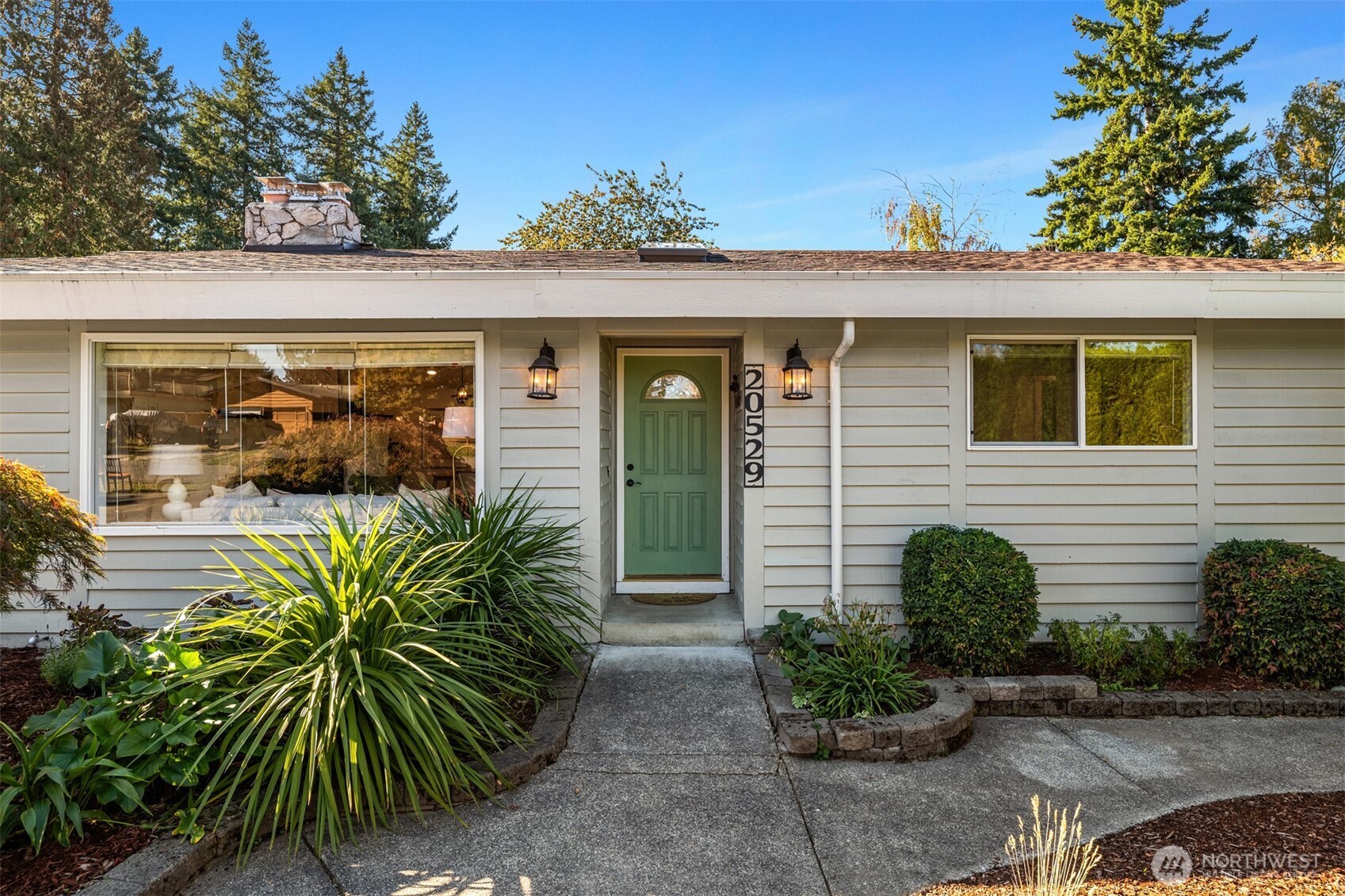 20529 103rd Avenue Southeast Kent, WA 98031 - Photo 3 of 38