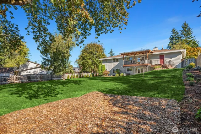 $829,000 | 20529 103rd Avenue Southeast, Kent, WA 98031