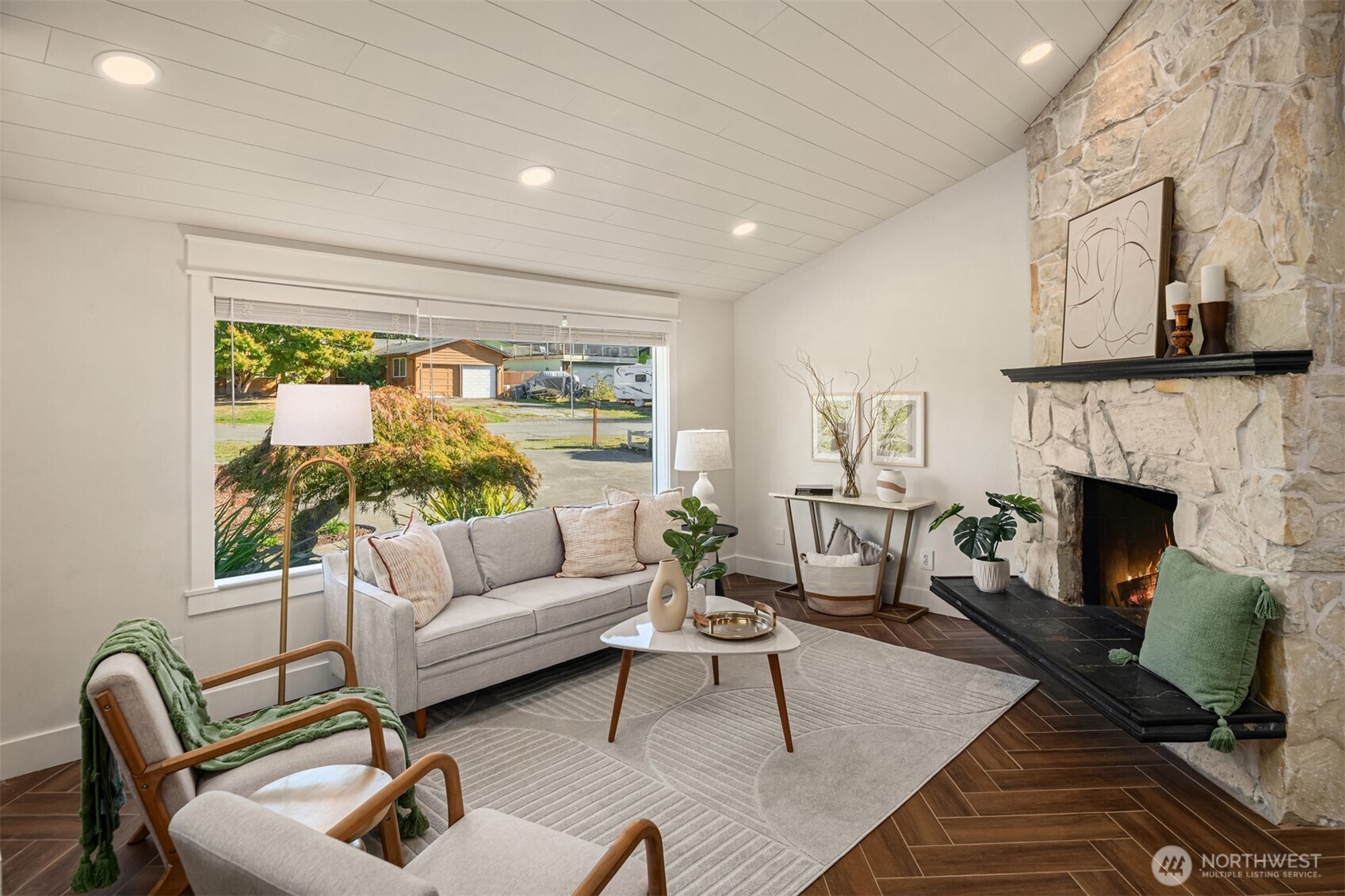 20529 103rd Avenue Southeast Kent, WA 98031 - Photo 8 of 38